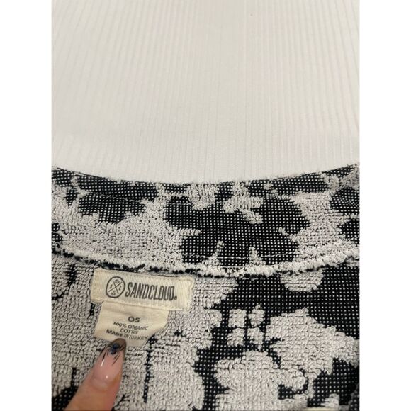 Sand Cloud Women’s Paisley Coverup Poncho One Size Fits All - Picture 3 of 7